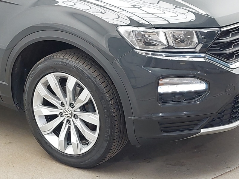 Used Volkswagen T-Roc 2019 for sale - 76644203: Photo 9