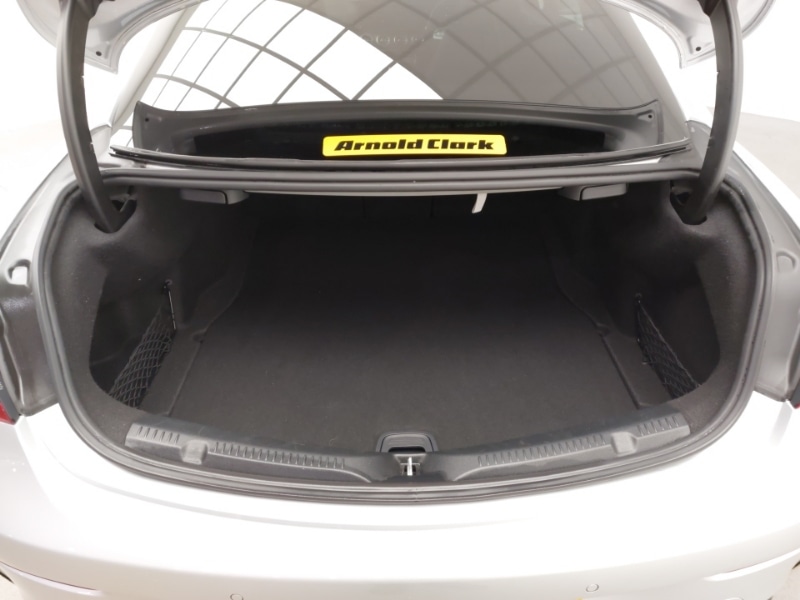 Used Mercedes-Benz E Class 2020 for sale - 77223652: Photo 8