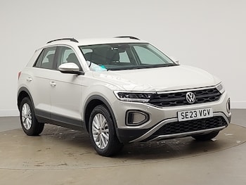Used Volkswagen T-Roc 2023 for sale - 78114102: Photo