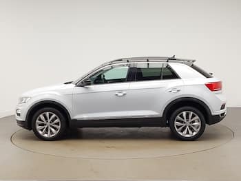 Used Volkswagen T-Roc 2018 for sale - 79743183: Photo