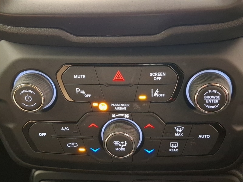 Used Jeep Renegade 2021 for sale - 77141439: Photo 17