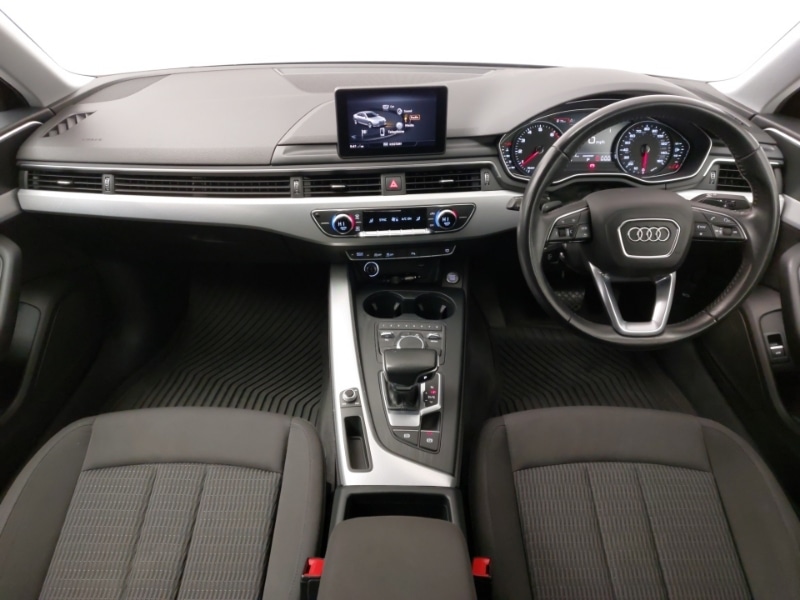 Used Audi A4 2019 for sale - 76736988: Photo 2