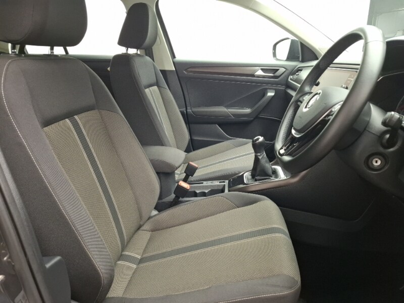 Used Volkswagen T-Roc 2019 for sale - 76464800: Photo 14