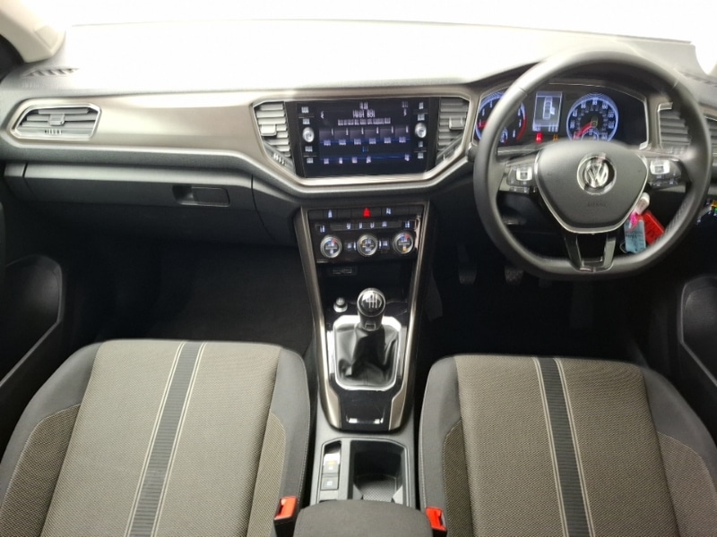 Used Volkswagen T-Roc 2019 for sale - 76464800: Photo 2