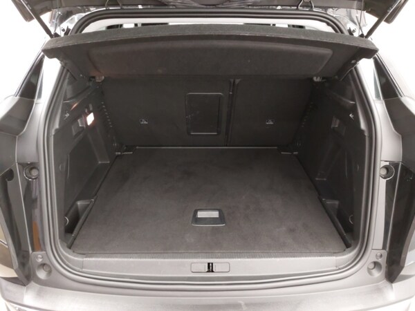 Used Peugeot 3008 2023 for sale - 76238258: Photo 8