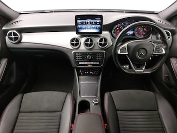 Used Mercedes-Benz GLA 2018 for sale - 77731437: Photo