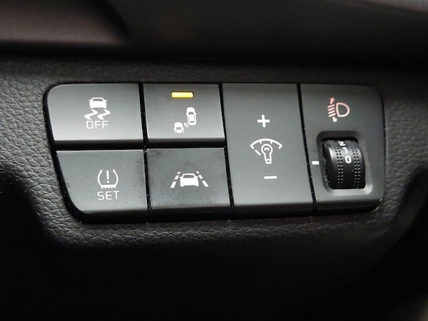 Used Kia Stonic 2019 for sale - 76311473: Photo 17