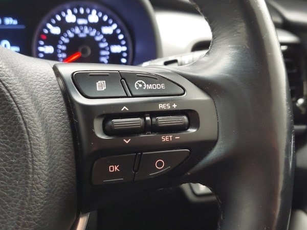 Used Kia Stonic 2019 for sale - 76311473: Photo 19