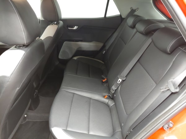 Used Kia Stonic 2019 for sale - 76311473: Photo 6