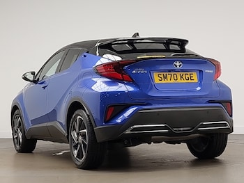 Used Toyota C-HR 2021 for sale - 76959142: Photo