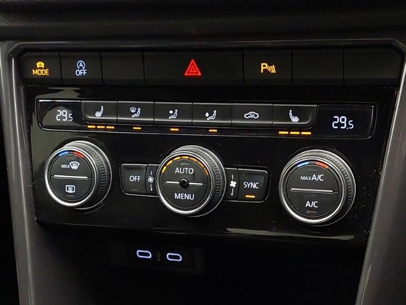 Used Volkswagen T-Roc 2021 for sale - 76795251: Photo 15