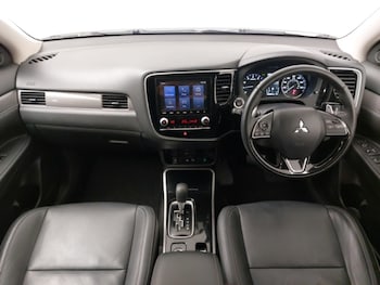 Used Mitsubishi Outlander 2020 for sale - 77947444: Photo