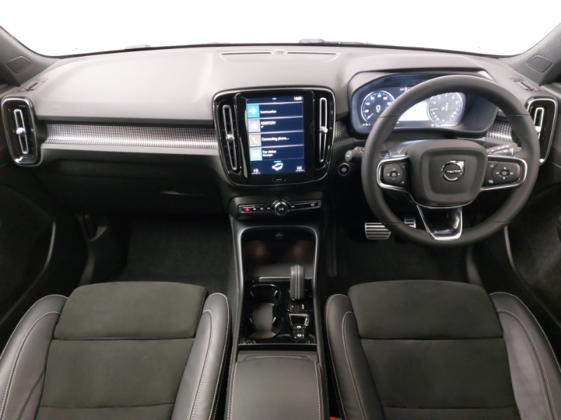 Used Volvo XC40 2022 for sale - 76695746: Photo 2