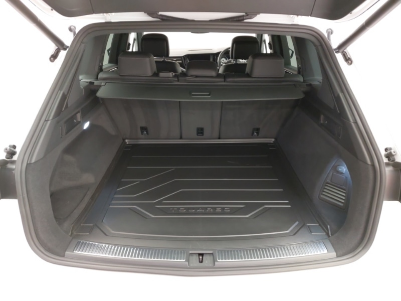 Used Volkswagen Touareg 2019 for sale - 76721666: Photo 8