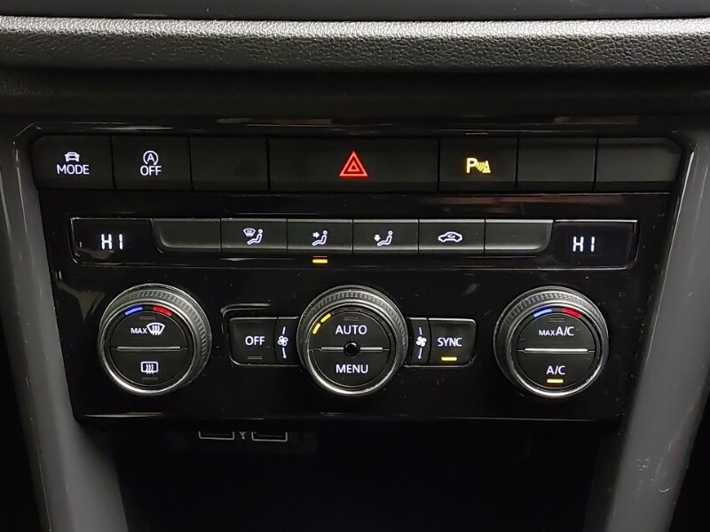 Used Volkswagen T-Roc 2018 for sale - 76543404: Photo 16