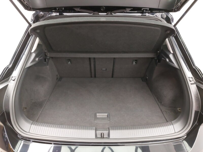 Used Volkswagen T-Roc 2018 for sale - 76543404: Photo 8