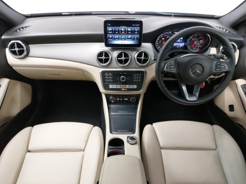 Used Mercedes-Benz GLA 2017 for sale - 76736982: Photo 2