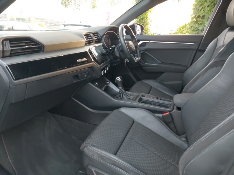 Used Audi Q3 2021 for sale - 76672781: Photo 5