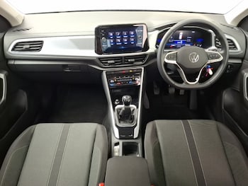 Used Volkswagen T-Roc 2023 for sale - 76493164: Photo