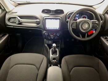 Used Jeep Renegade 2021 for sale - 76970250: Photo