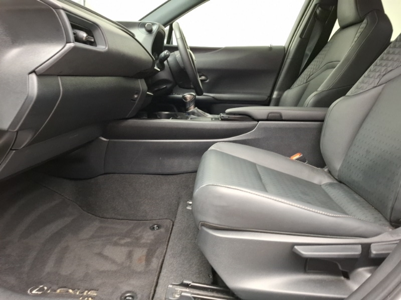Used Lexus UX 2021 for sale - 76418869: Photo 5