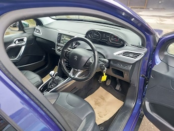 Used Peugeot 2008 2014 for sale - 78467972: Photo