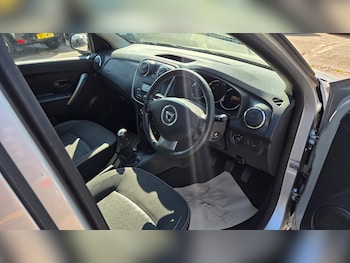 Used Dacia Sandero 2013 for sale - 79449203: Photo