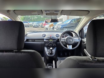 Used Mazda Mazda2 2011 for sale - 78908942: Photo