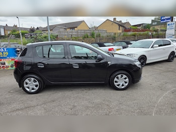 Used Dacia Sandero 2017 for sale - 79197684: Photo