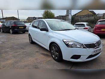 Used Kia Ceed 2010 for sale - 79845047: Photo