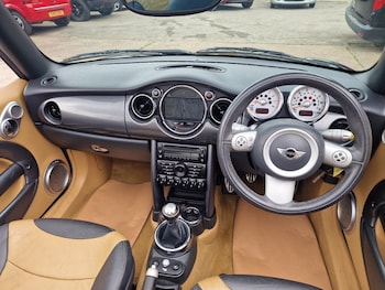Used MINI Convertible 2006 for sale - 78468042: Photo