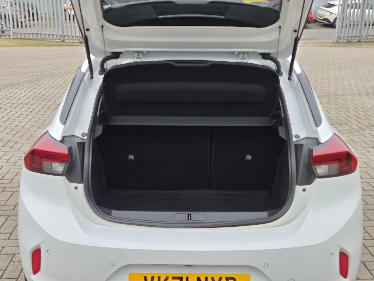 Used Vauxhall Corsa for sale - 77807787: Photo 10