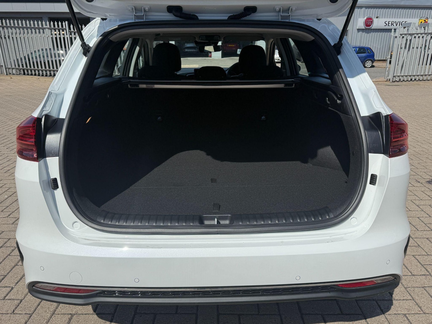 Used Kia Ceed 2025 for sale - 76865657: Photo 10