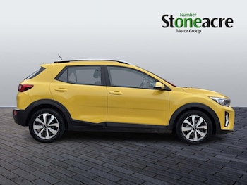 Used Kia Stonic 2022 for sale - 78376062: Photo