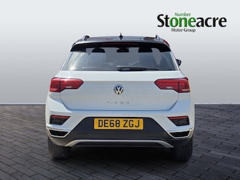 Used Volkswagen T-Roc 2018 for sale - 79033932: Photo