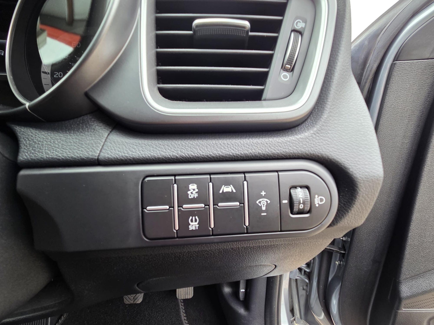 Used Kia XCeed 2023 for sale - 78170638: Photo 20