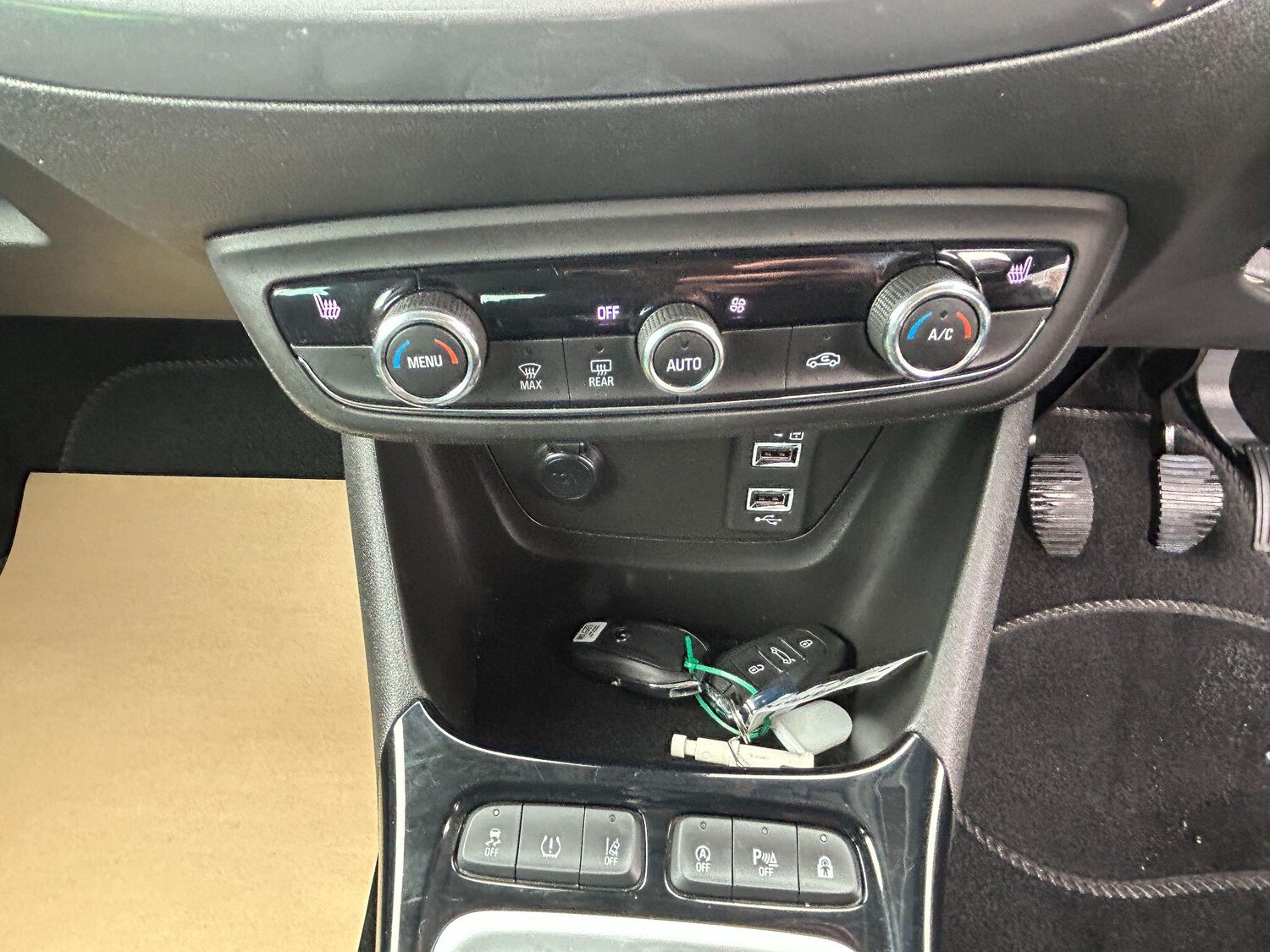 Used Vauxhall Crossland 2022 for sale - 76607566: Photo 26