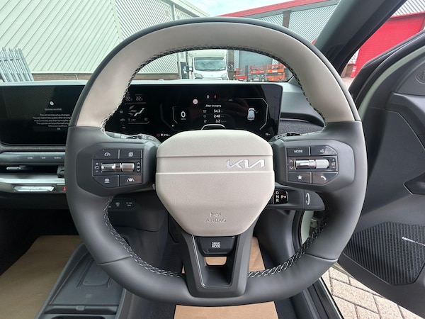 Used Kia EV3 2025 for sale - 76189584: Photo 31