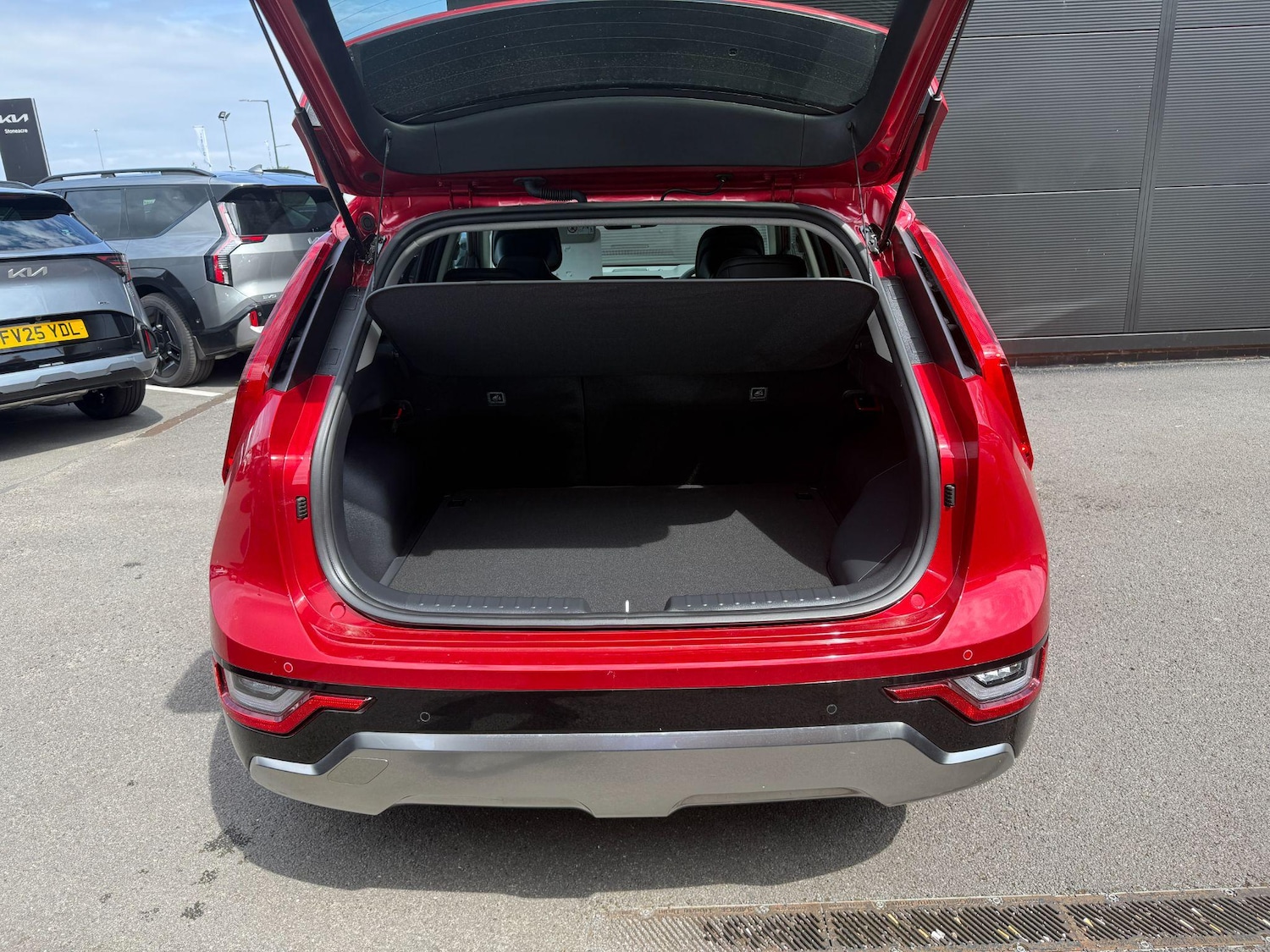 Used Kia Niro 2025 for sale - 76377279: Photo 9