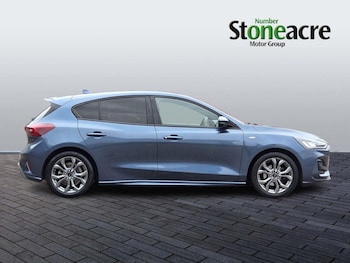 Used Ford Focus 2023 for sale - 78147776: Photo
