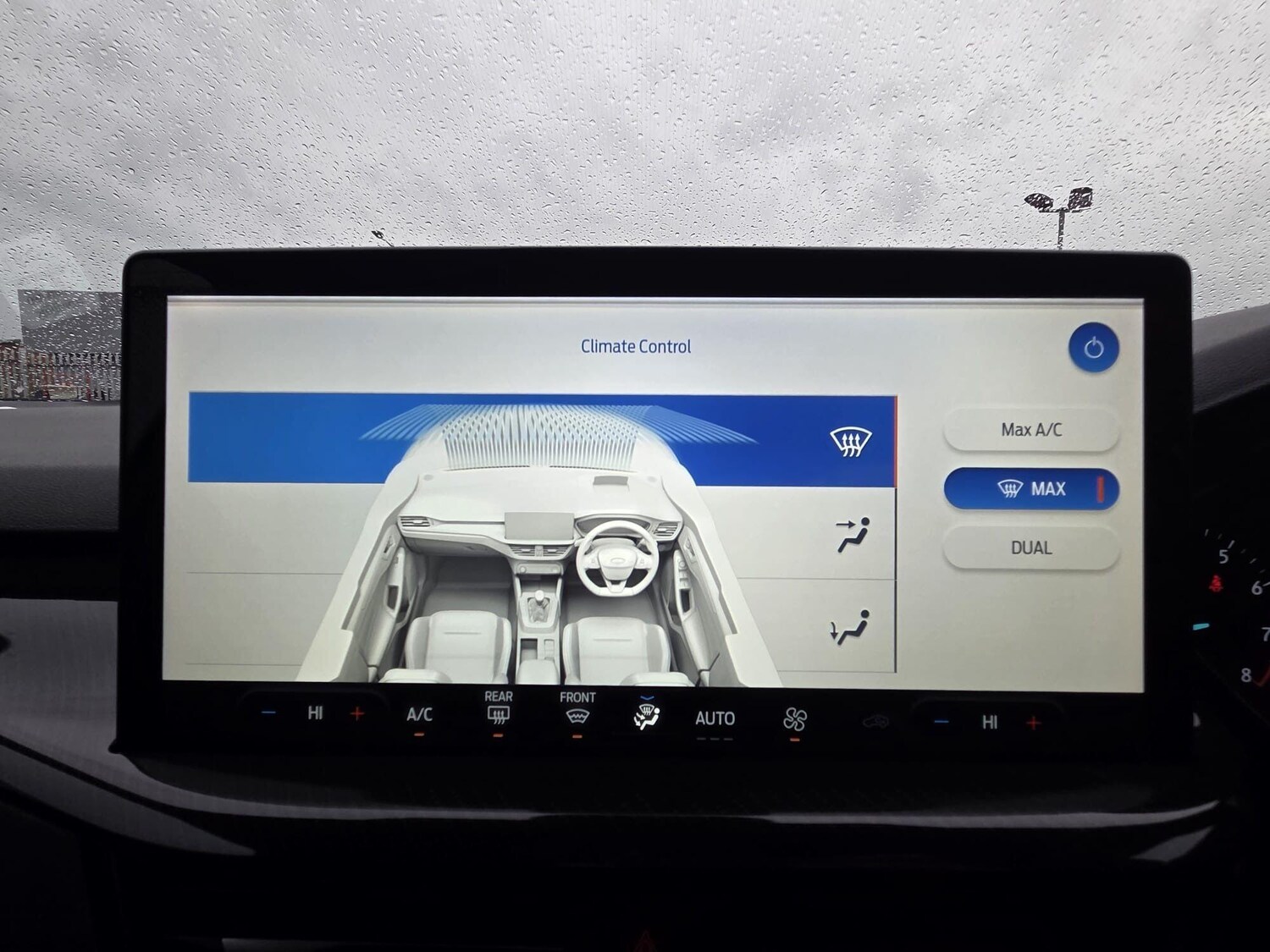 Used Ford Focus 2023 for sale - 78147776: Photo 30