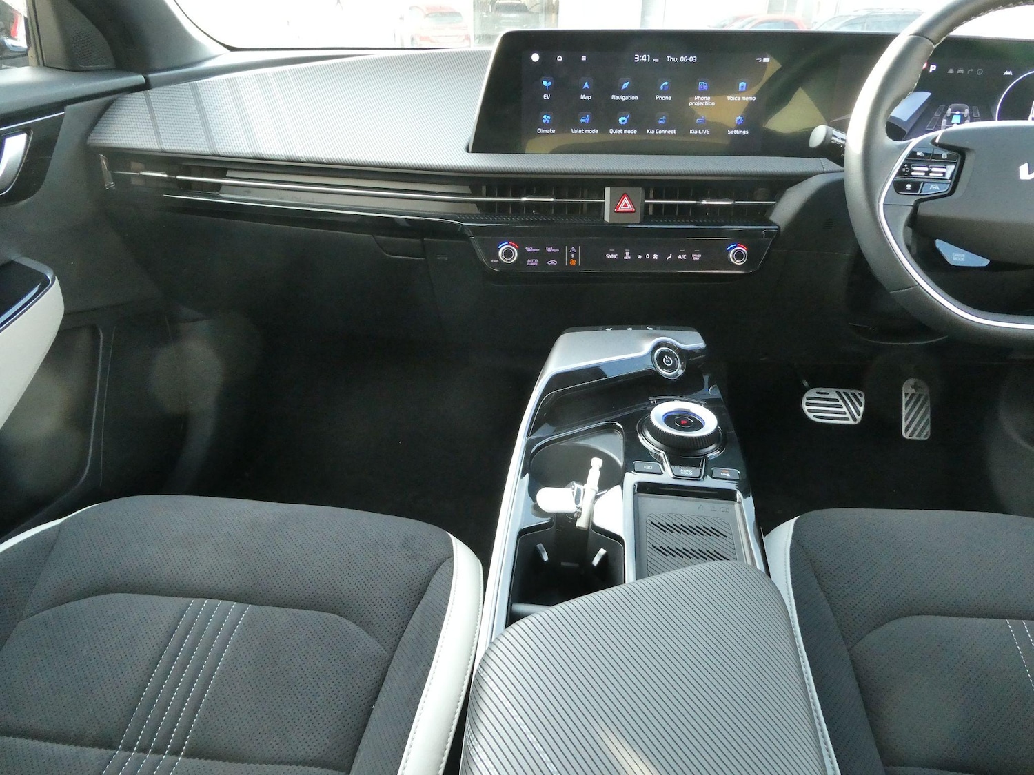 Used Kia EV6 2024 for sale - 77144601: Photo 16