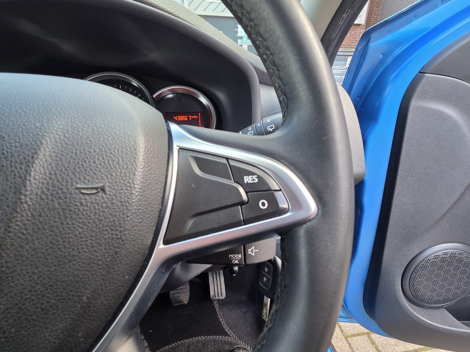 Used Dacia Sandero Stepway 2017 for sale - 77940476: Photo 19