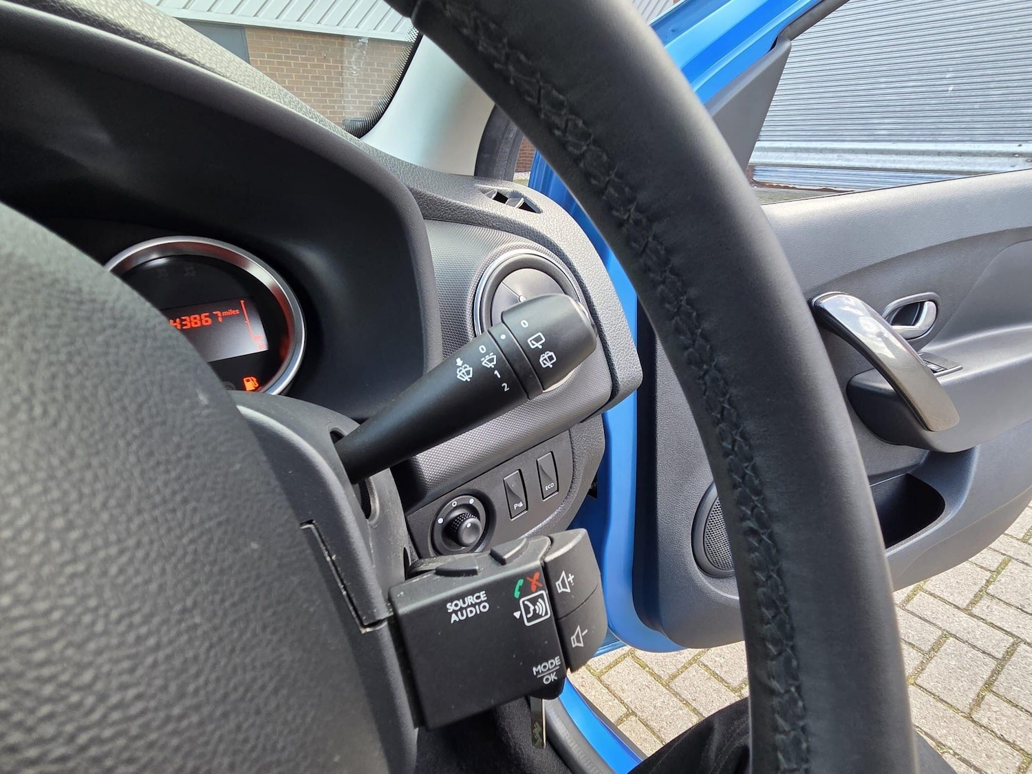 Used Dacia Sandero Stepway 2017 for sale - 77940476: Photo 21