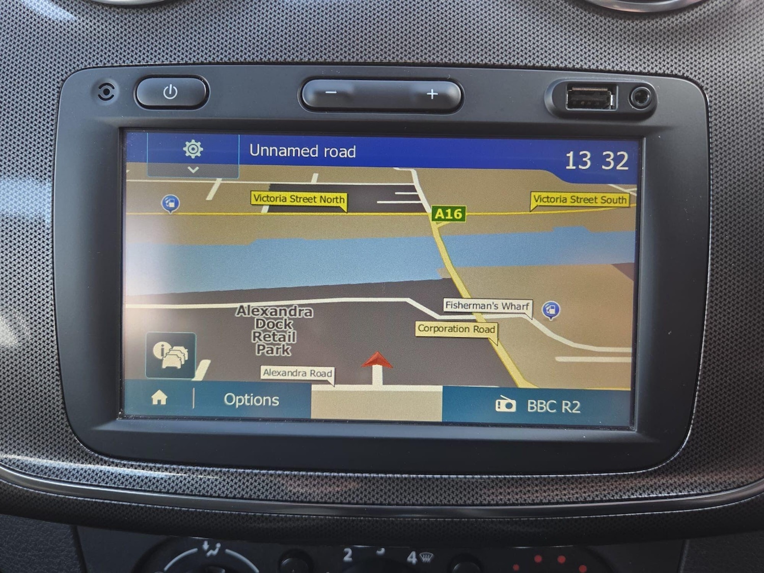 Used Dacia Sandero Stepway 2017 for sale - 77940476: Photo 27