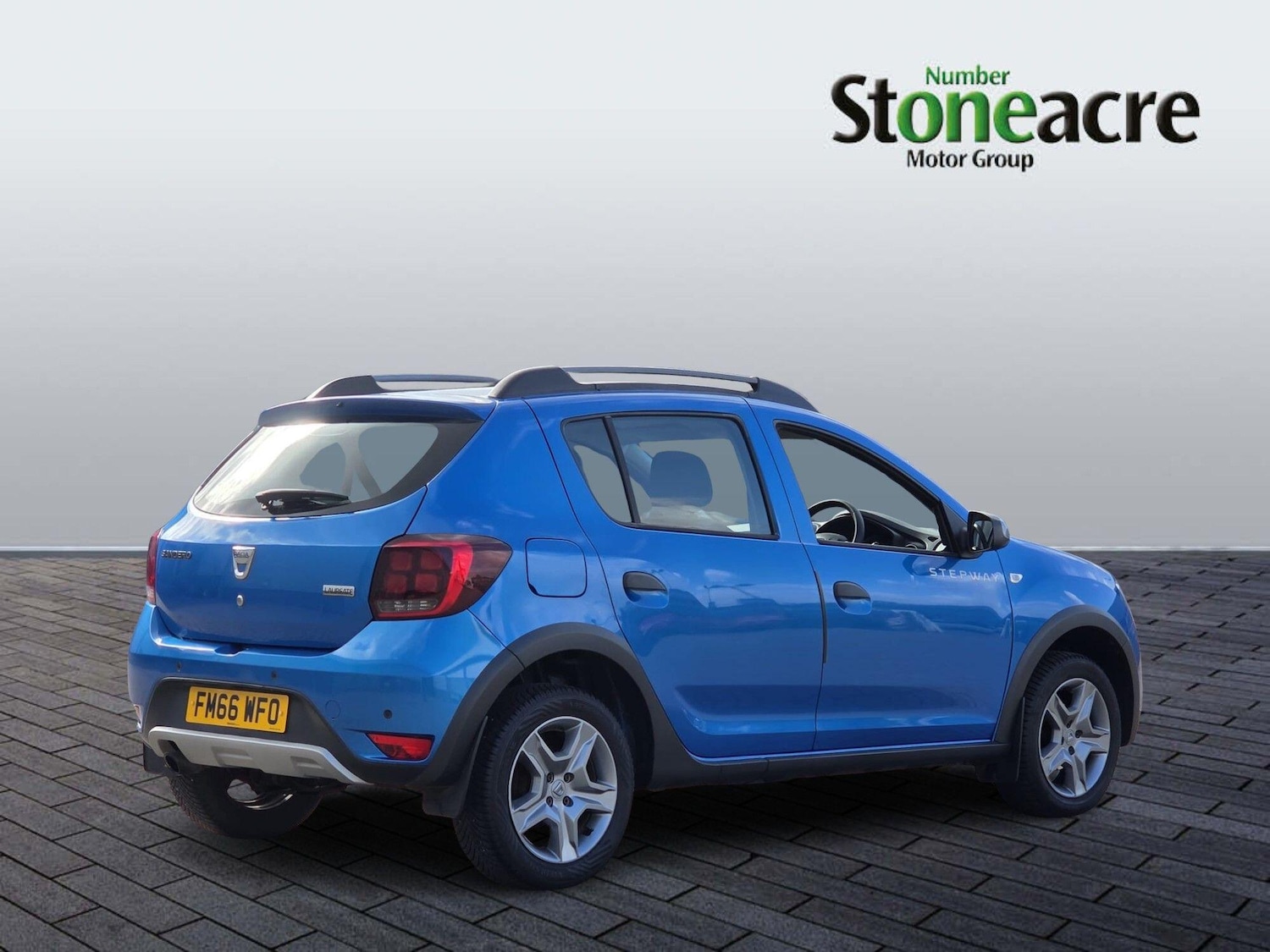 Used Dacia Sandero Stepway 2017 for sale - 77940476: Photo 3