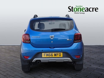 Used Dacia Sandero Stepway 2017 for sale - 77940476: Photo