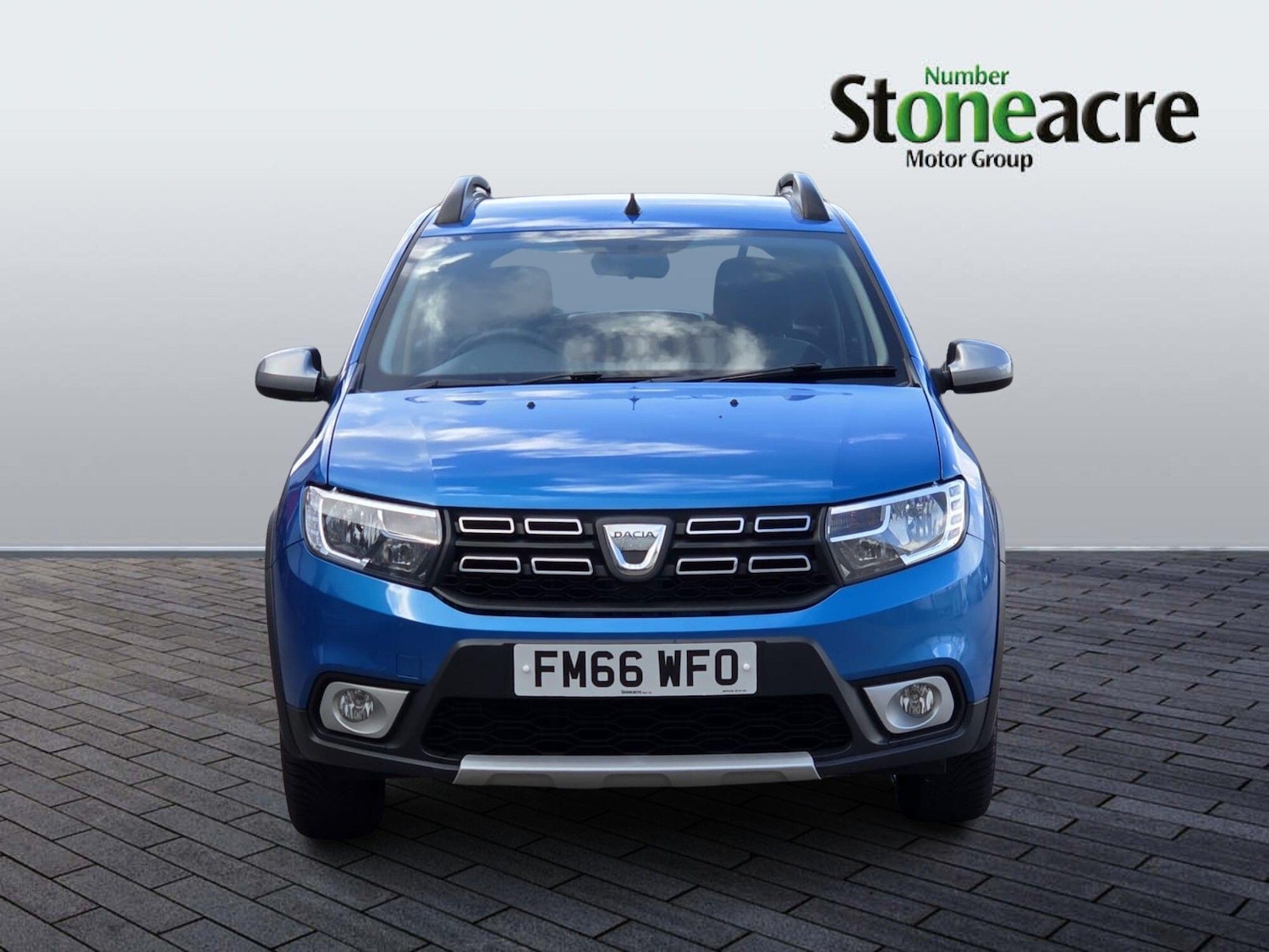 Used Dacia Sandero Stepway 2017 for sale - 77940476: Photo 8