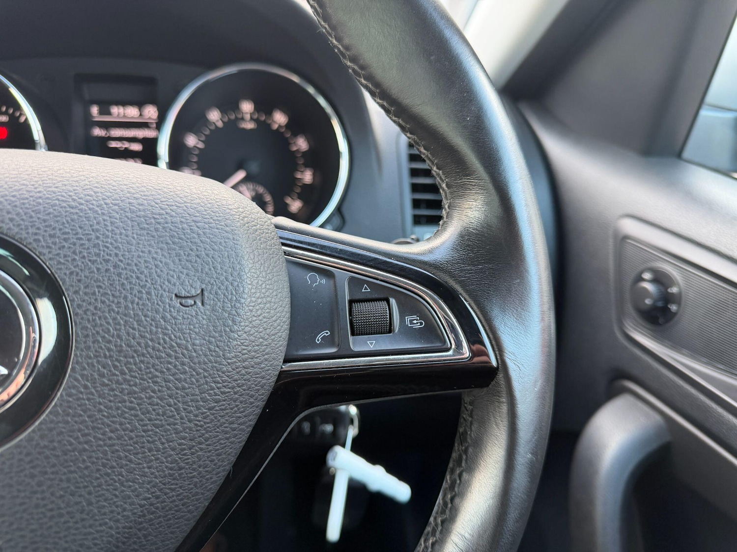 Used Skoda Yeti 2017 for sale - 77395939: Photo 17