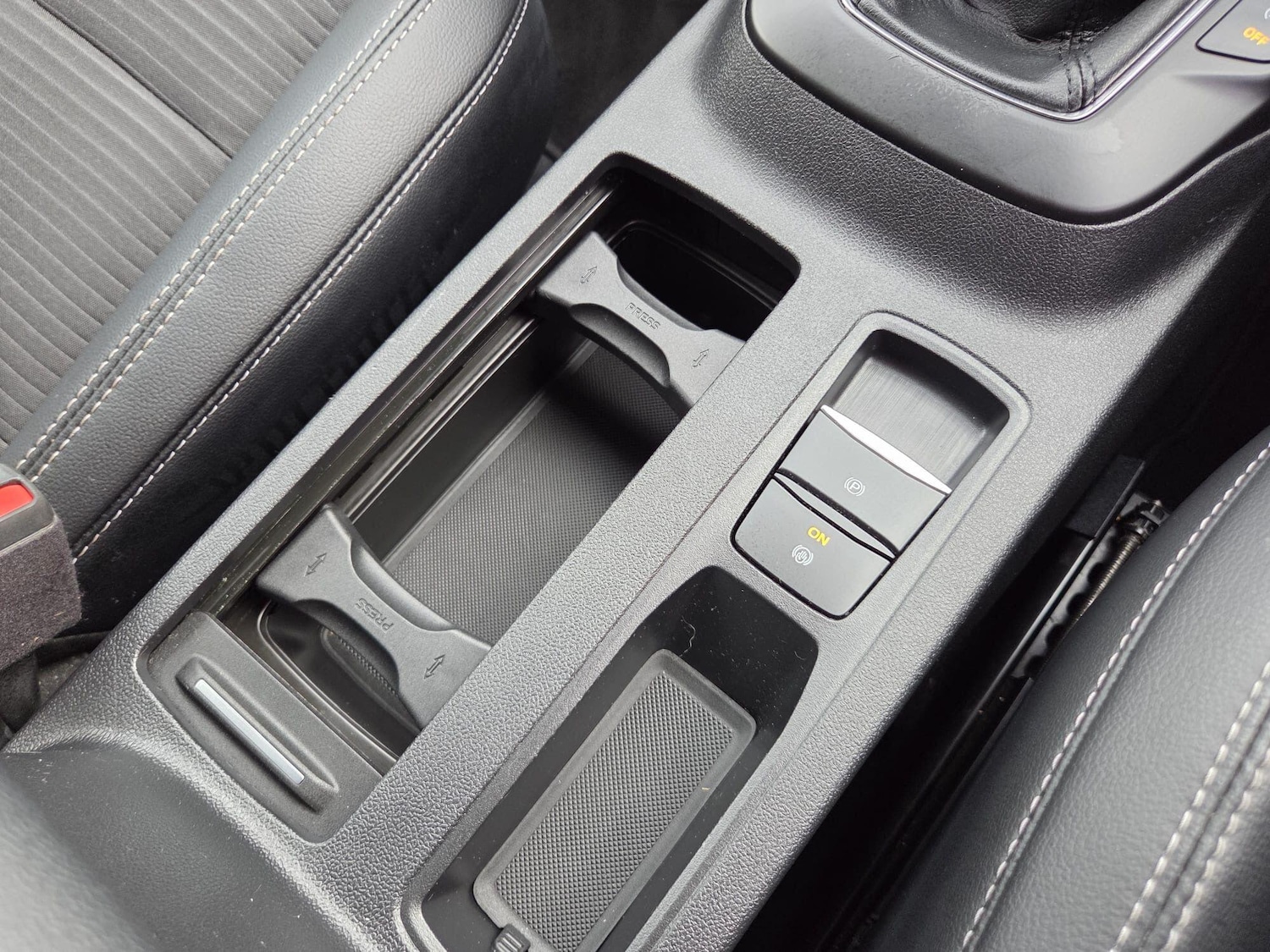 Used Ford Kuga 2023 for sale - 78205168: Photo 30